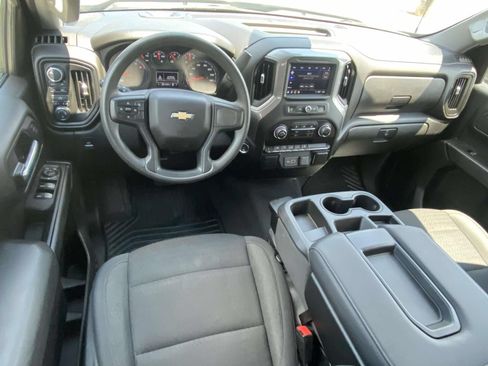 Used 2022 Chevrolet Silverado 1500 Custom AWD/4WD image 12