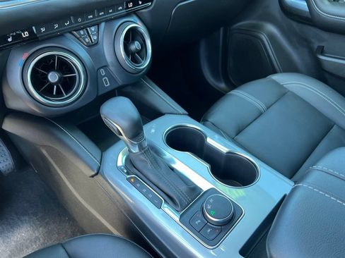 Used 2024 Chevrolet Blazer LT w/ Midnight/Sport Edition FWD image 33