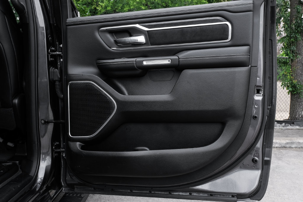 Used 2023 RAM 1500 Laramie AWD/4WD image 60