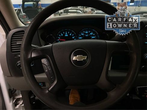Used 2009 Chevrolet Silverado 2500 W/T AWD/4WD image 18