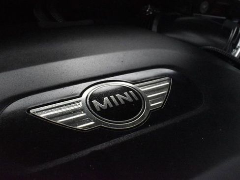 Used 2017 MINI Cooper Clubman ALL4 w/ Premium Package AWD/4WD image 15
