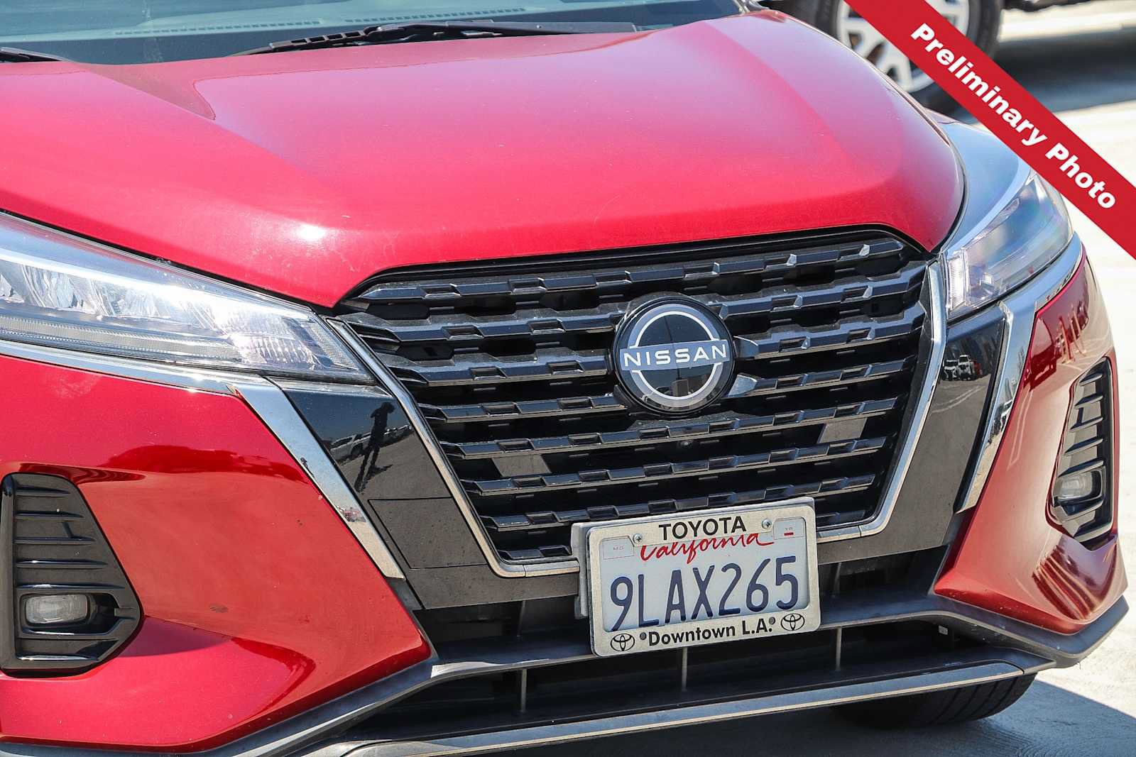 Used 2022 Nissan Kicks SR FWD image 5