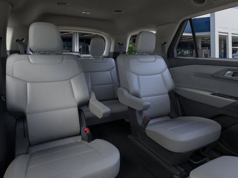 New 2026 Ford Explorer Active w/ Active Comfort Package image 10