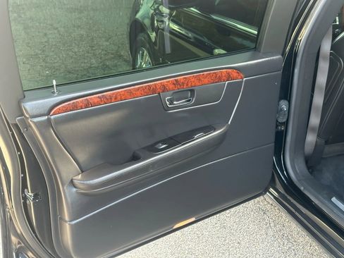 Used 2006 Cadillac DTS FWD image 15