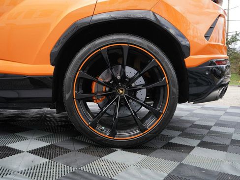 Used 2022 Lamborghini Urus image 86