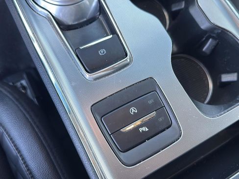 Used 2024 Ford Edge Titanium w/ Equipment Group 301A image 26