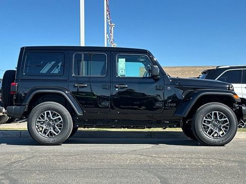 New 2025 Jeep Wrangler Sahara image 8