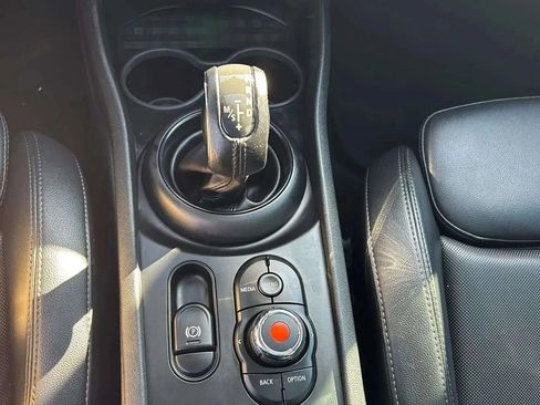 Used 2018 MINI Cooper Clubman S image 37