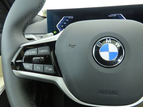 Certified 2025 BMW 330i Sedan w/ Premium Package image 11