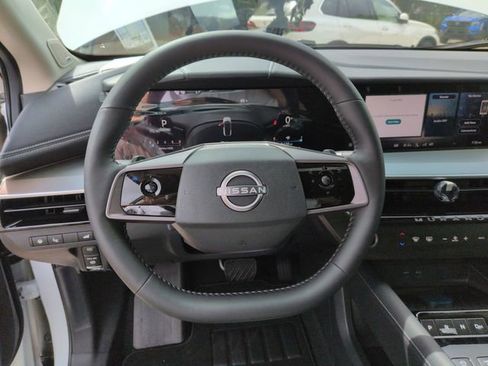 New 2026 Nissan Murano Platinum image 13