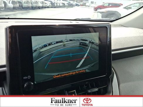 Certified 2025 Toyota Corolla Cross LE image 16