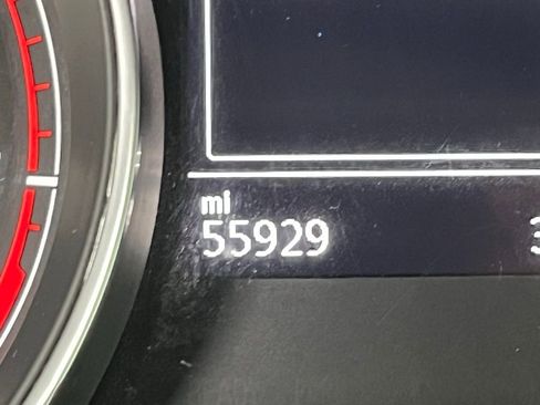 Certified 2019 Volkswagen Golf SE image 22