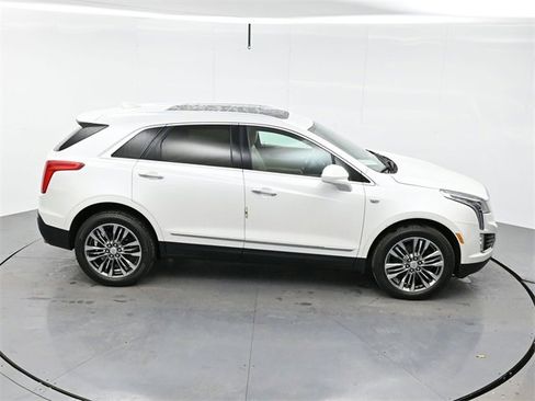 Used 2017 Cadillac XT5 Premium Luxury w/ LPO, Wheel Lock Package image 41