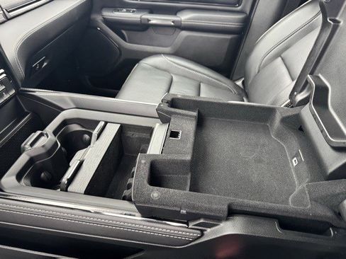 Used 2024 RAM 1500 Limited w/ Trailer Tow Group image 31