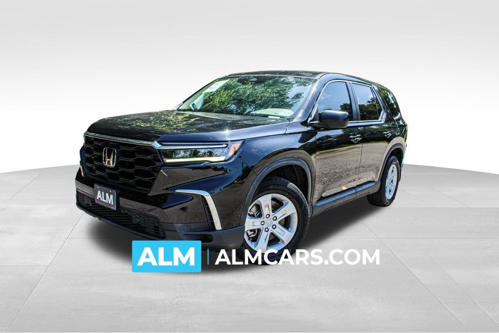 Used 2024 Honda Pilot LX image 1