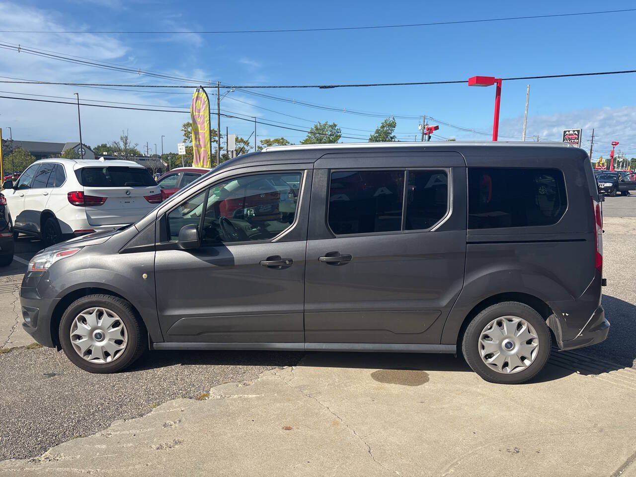 Used 2016 Ford Transit Connect XLT FWD image 6