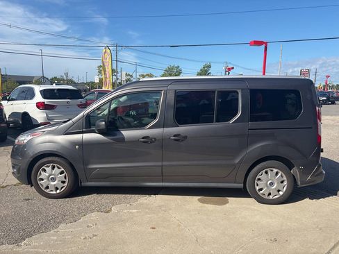 Used 2016 Ford Transit Connect XLT FWD image 6