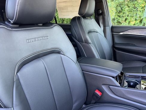 New 2025 Jeep Grand Cherokee L Overland w/ Trailer Tow Package image 39