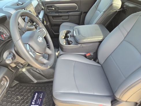 New 2026 RAM 3500 Tradesman AWD/4WD image 10