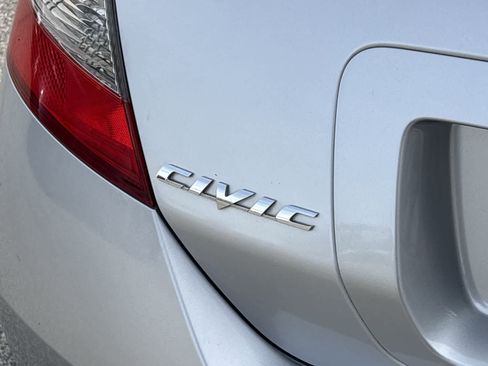 Used 2011 Honda Civic LX image 18