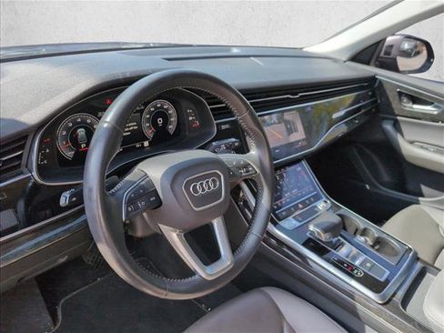 Used 2019 Audi Q8 Premium Plus w/ Premium Plus AWD/4WD image 9