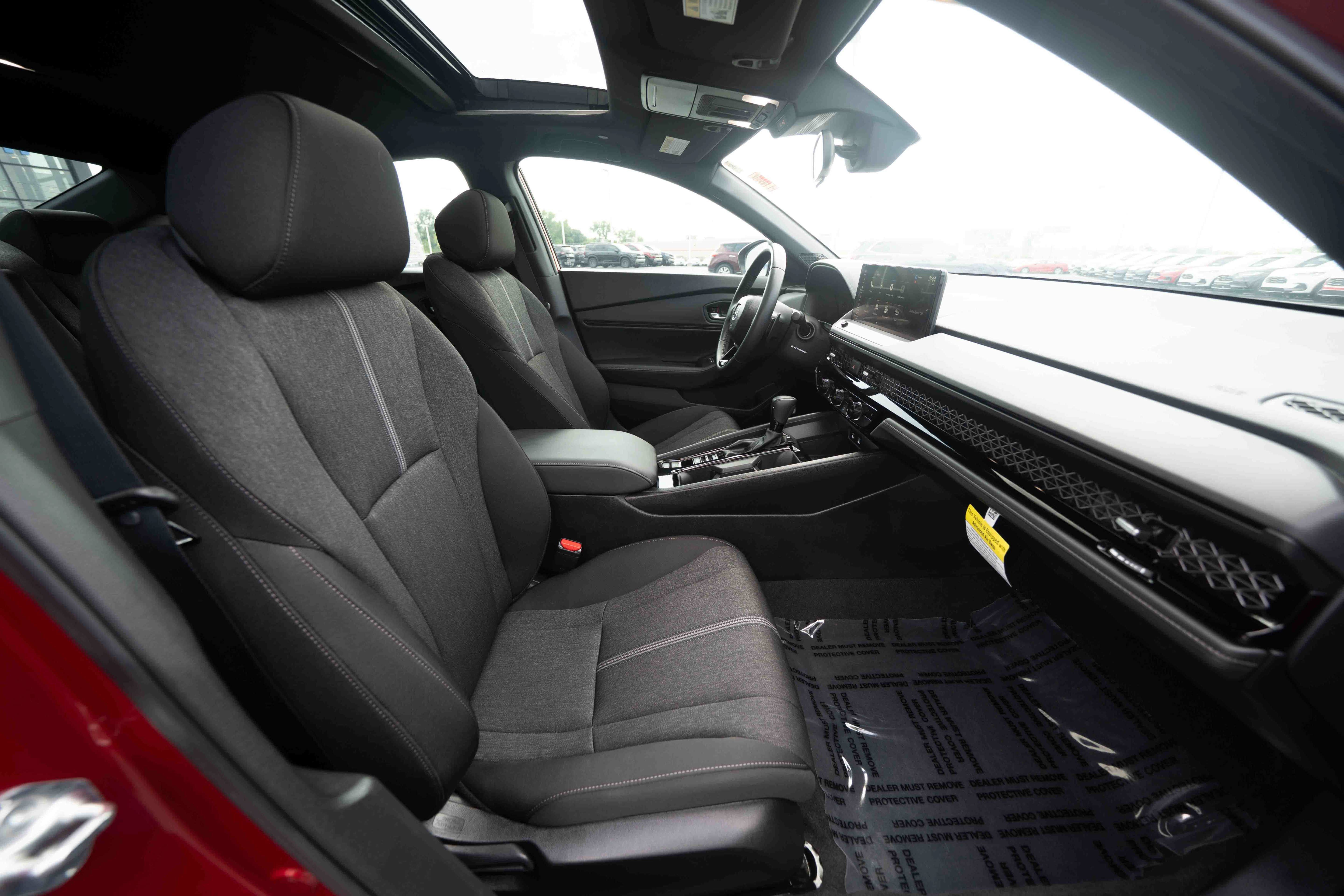 Certified 2025 Honda Accord Sport image 26