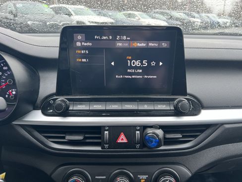 Used 2023 Kia Forte LXS image 17