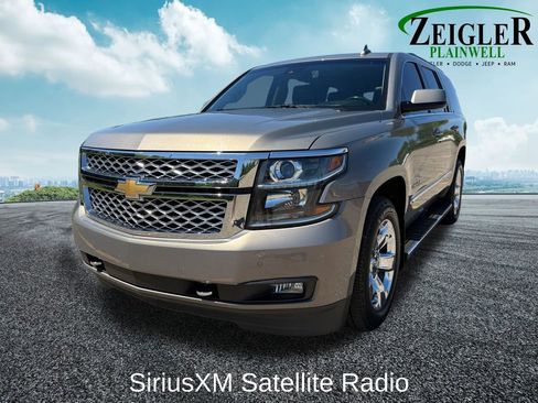 Used 2017 Chevrolet Tahoe LT w/ LT Signature Package AWD/4WD image 9