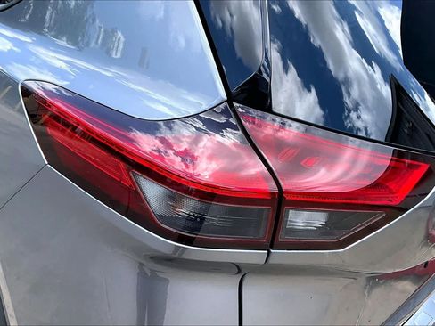 Used 2023 Nissan Rogue Platinum w/ Platinum Premium Package FWD image 27