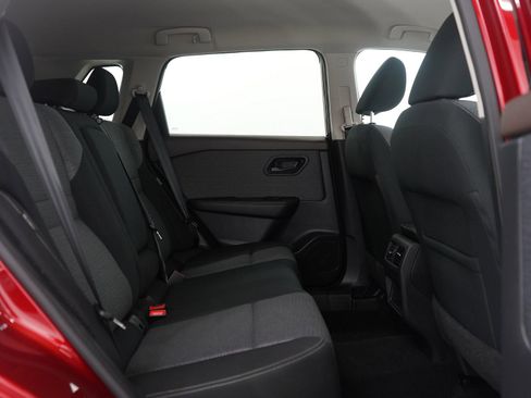 Used 2021 Nissan Rogue S image 13