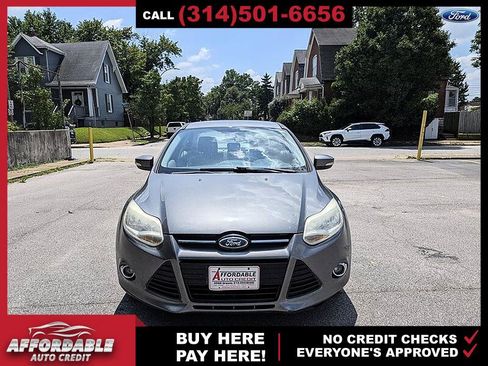 Used 2012 Ford Focus SEL FWD image 4
