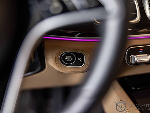 Used 2024 Mercedes-Benz GLS 450 4MATIC image 30