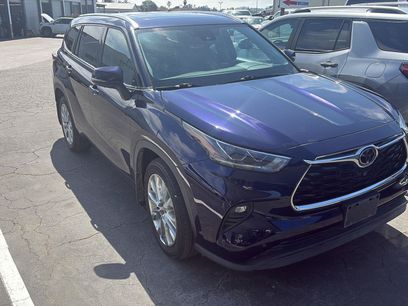 Used 2021 Toyota Highlander Limited