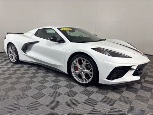 Used 2022 Chevrolet Corvette Stingray Premium Conv w/ Z51 Performance Package RWD image 42