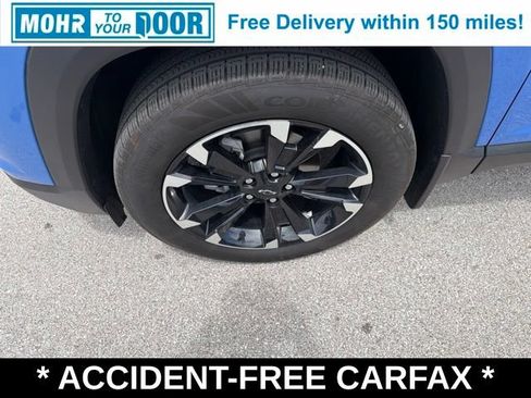 Used 2025 Chevrolet Equinox RS w/ Convenience Package III AWD/4WD image 11