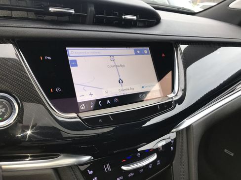 Used 2024 Cadillac XT6 Sport AWD/4WD image 16