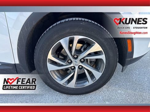 Used 2023 Buick Envision Essence image 15