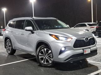 Certified 2021 Toyota Highlander XLE video 2
