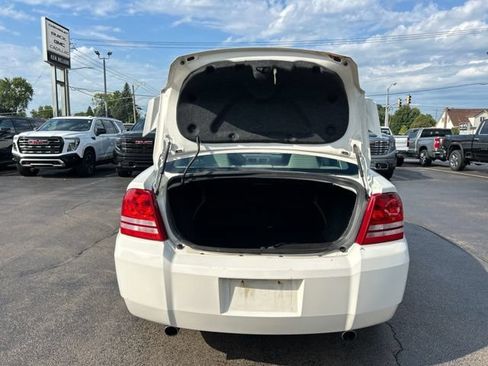Used 2009 Dodge Avenger R/T FWD image 10
