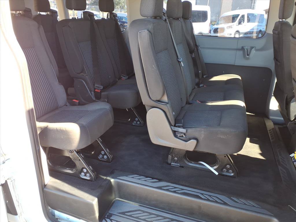 Used 2017 Ford Transit 350 XLT RWD image 6