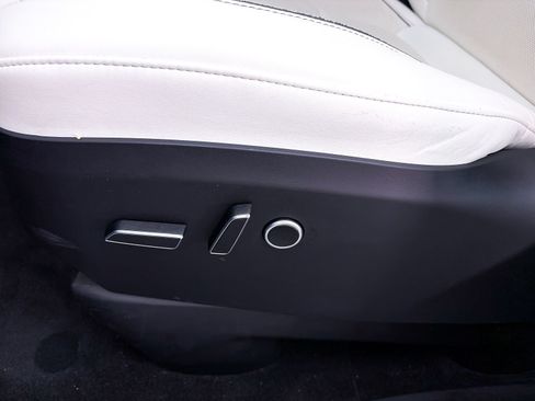 Used 2022 Tesla Model X Plaid AWD/4WD image 19