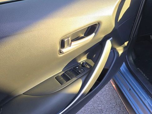 Used 2021 Toyota Corolla SE image 11