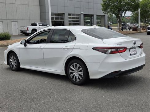 Certified 2023 Toyota Camry LE FWD image 3