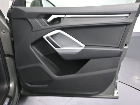 Used 2022 Audi Q3 2.0T Premium AWD/4WD image 42
