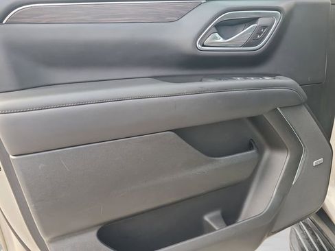 Used 2024 Chevrolet Tahoe LT RWD image 15