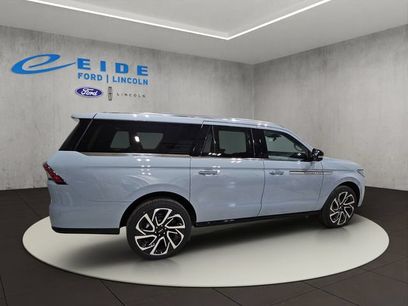 New 2027 Lincoln Navigator L Reserve