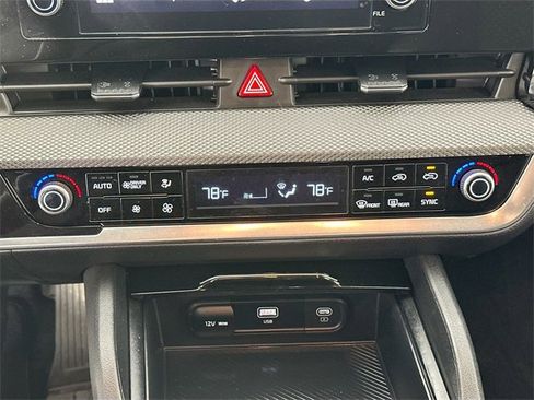 Used 2023 Kia Sportage LX image 13