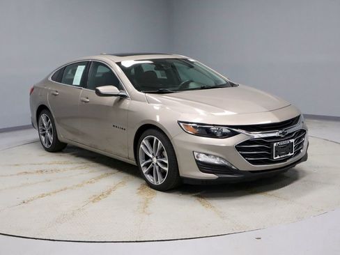 Used 2023 Chevrolet Malibu LT image 1