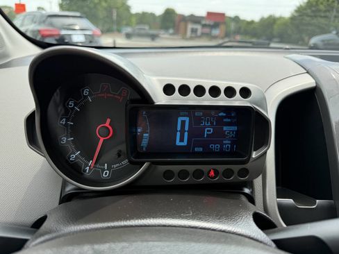 Used 2016 Chevrolet Sonic LTZ FWD image 20