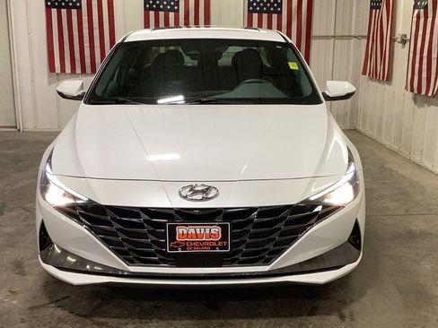 Used 2021 Hyundai Elantra SEL w/ Convenience + Premium Package image 17